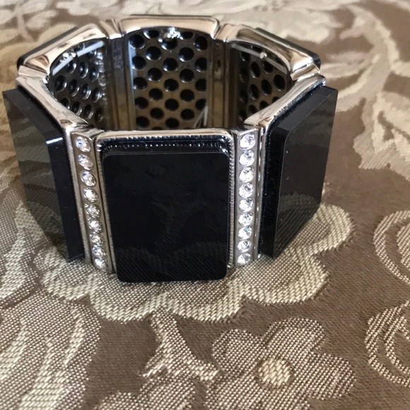 Jewelry - Picture 8 of 8